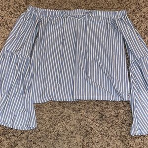 American Eagle Crop Top!!